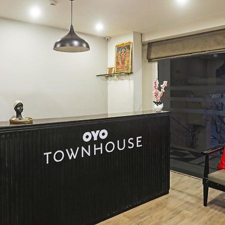 Townhouse Near Secunderabad Railway Station, Yashoda Hospital, Patny Centre Dış mekan fotoğraf
