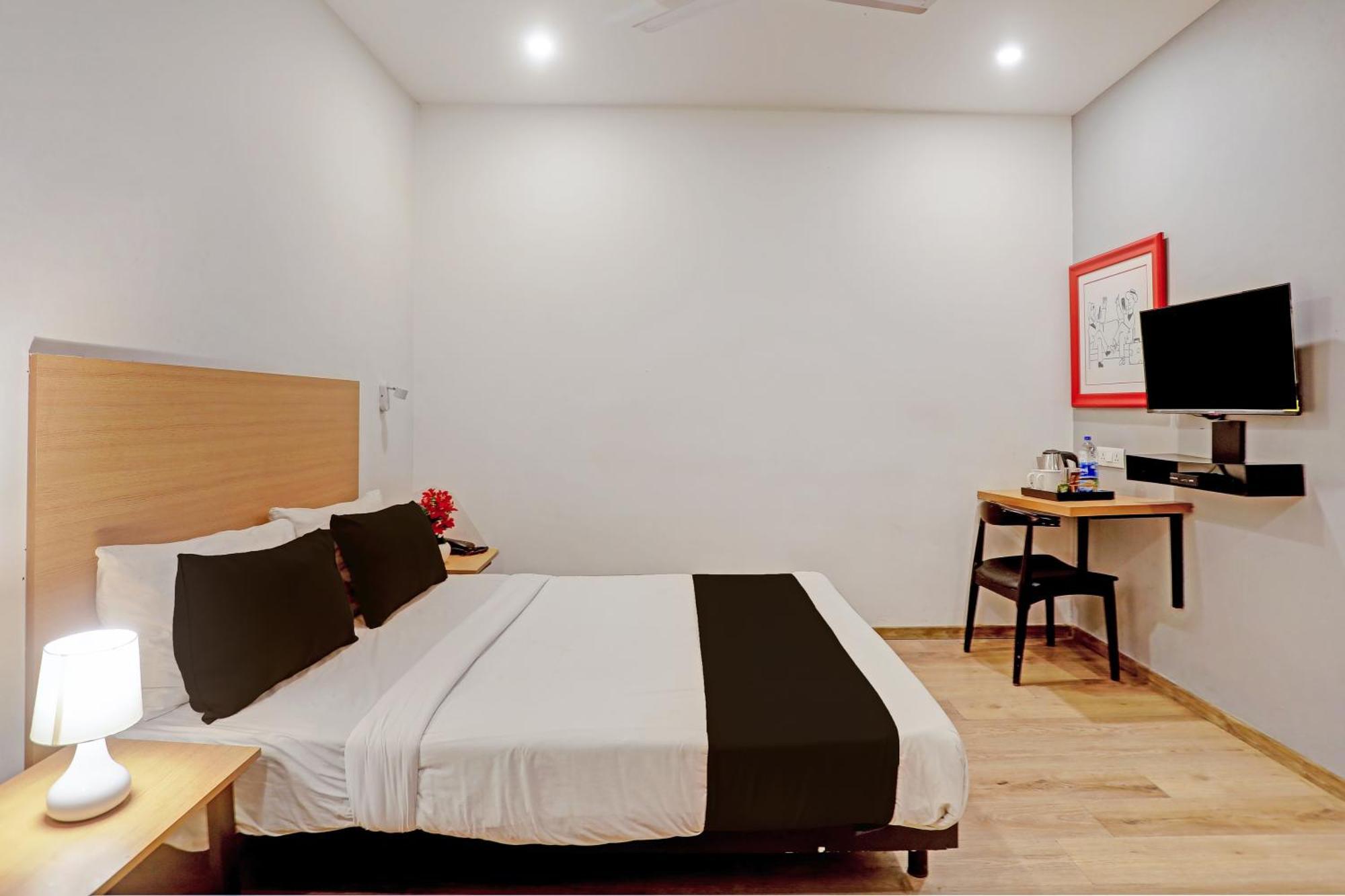 Townhouse Near Secunderabad Railway Station, Yashoda Hospital, Patny Centre Dış mekan fotoğraf